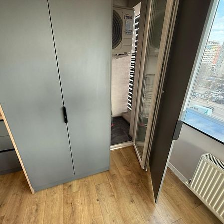 Rentnow Large And Cozy Apartment In The Center, Parking 키시나우 외부 사진